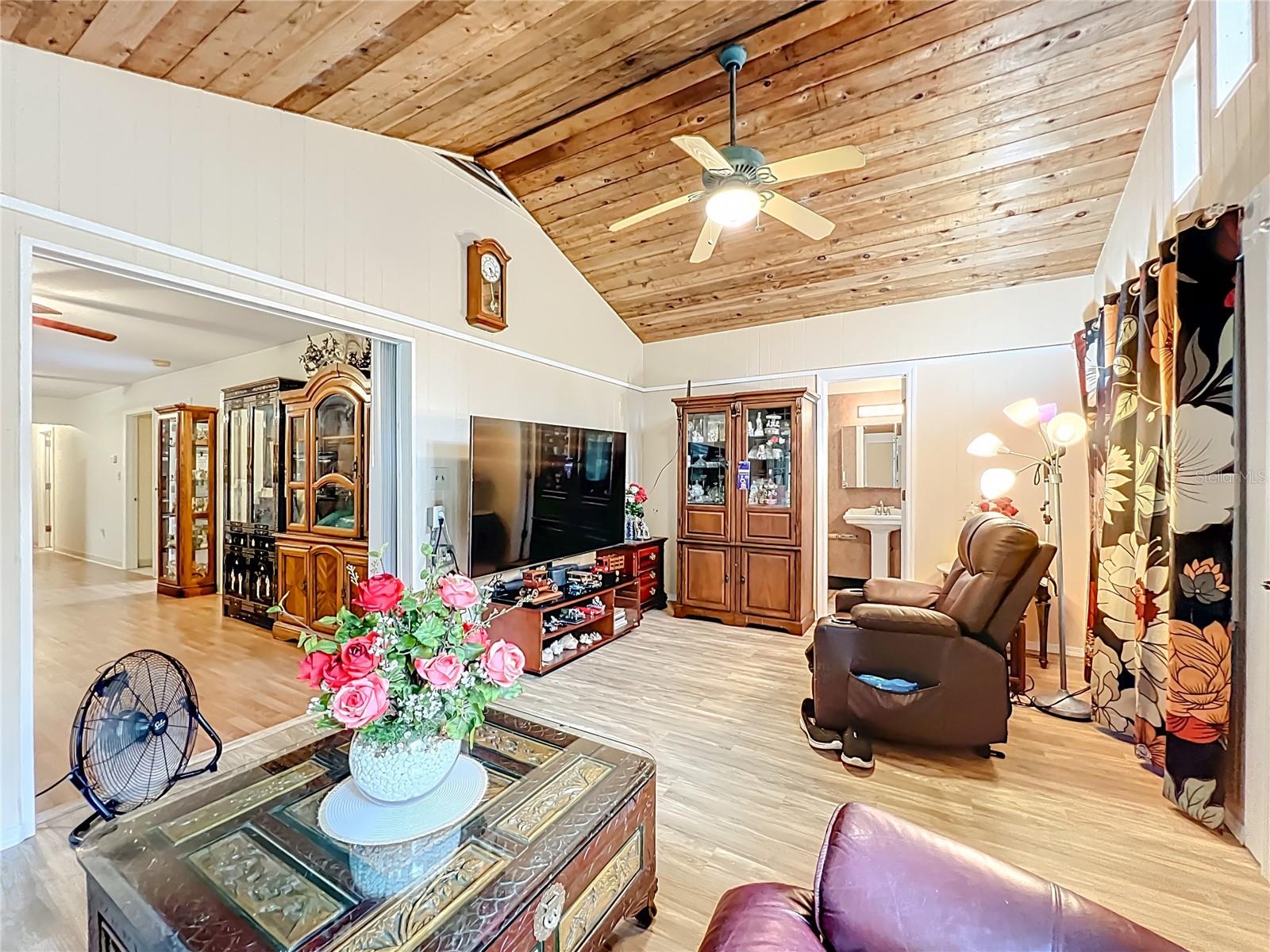 ACREAGE - Residential