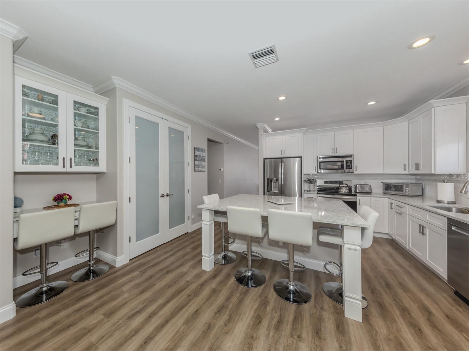 STONEYBROOK AT VENICE - Residential