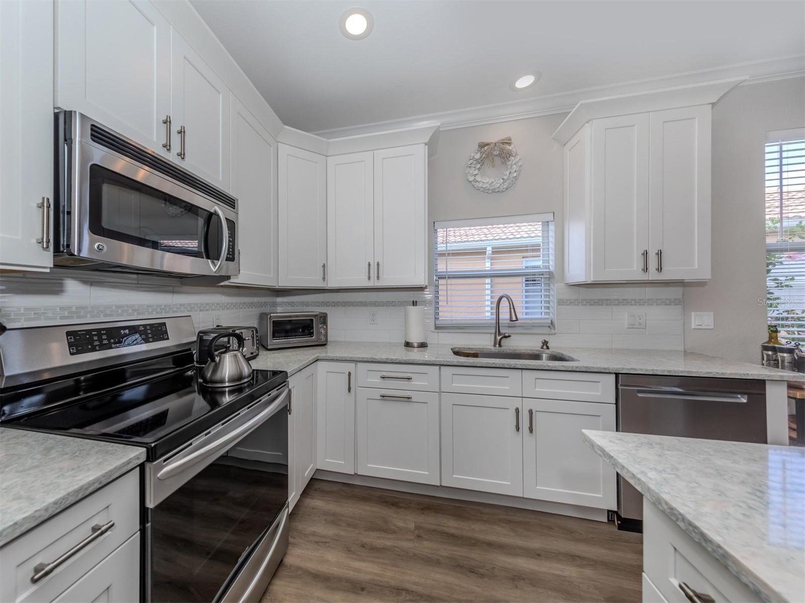 STONEYBROOK AT VENICE - Residential