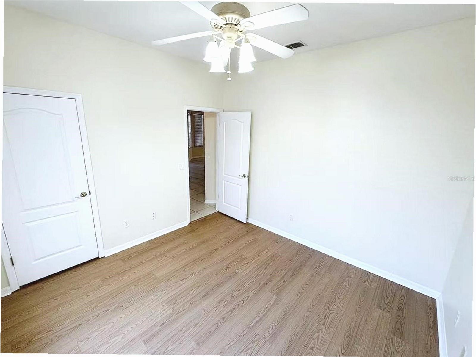 SAND LAKE COVE PH 03 - Residential