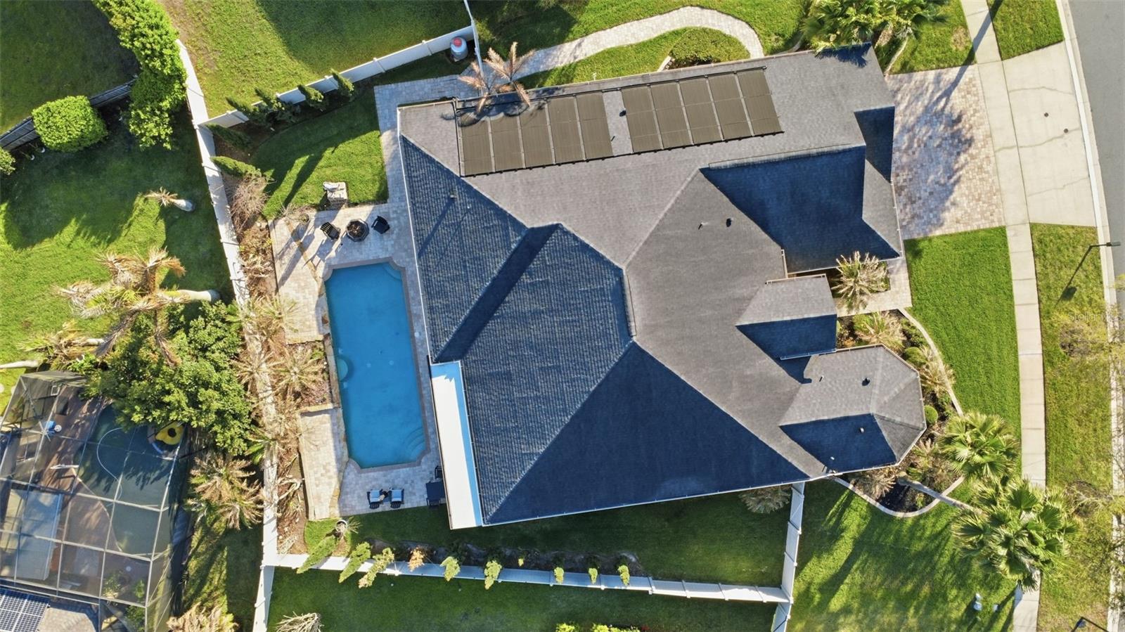 1815 WINDING OAKS DRIVE