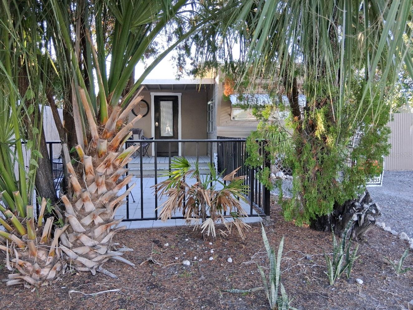 CAPE CAY - Residential Lease