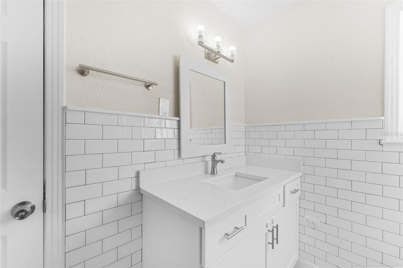 ROSEDALE - Residential Income