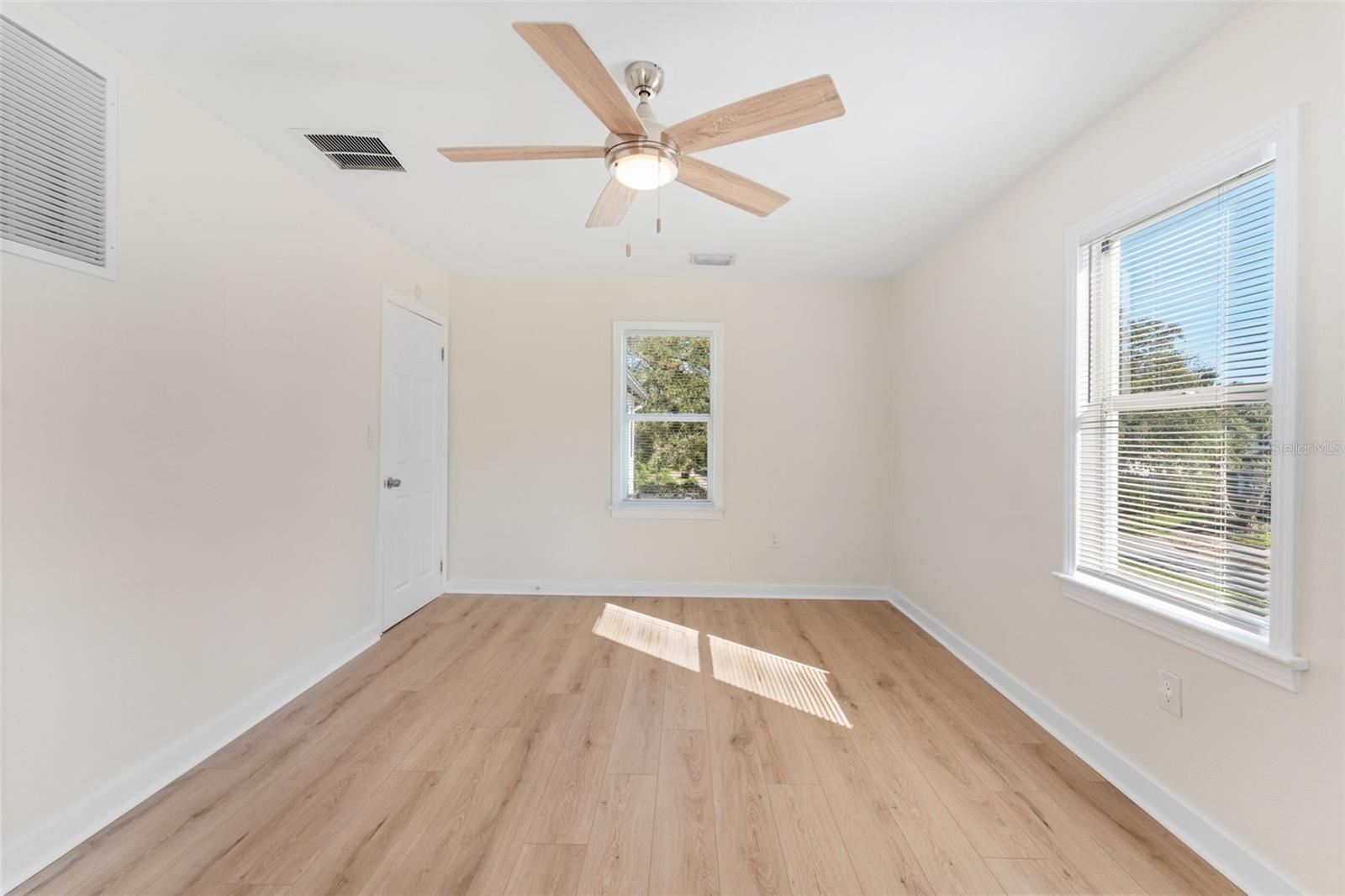 ROSEDALE - Residential Income