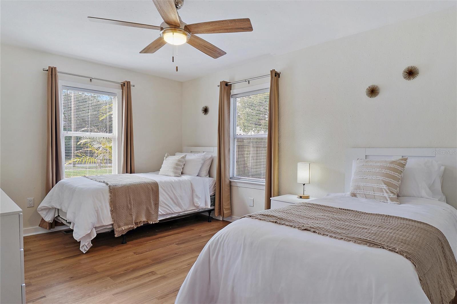 ROSEDALE - Residential Income