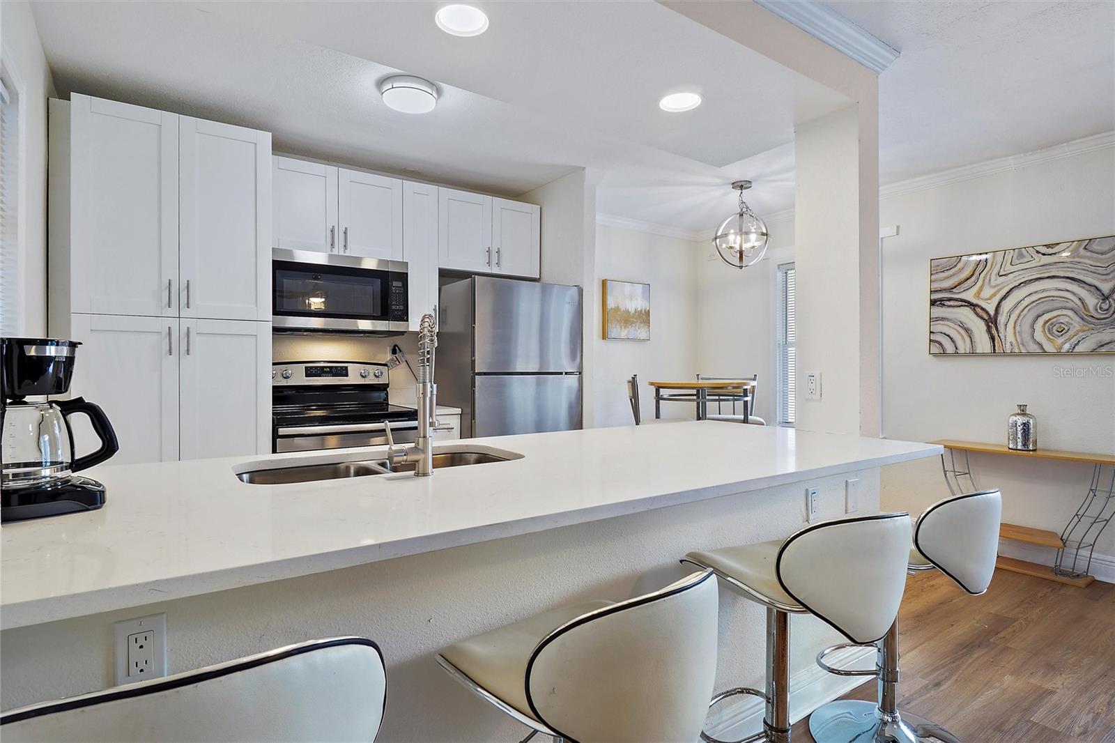 ROSEDALE - Residential Income