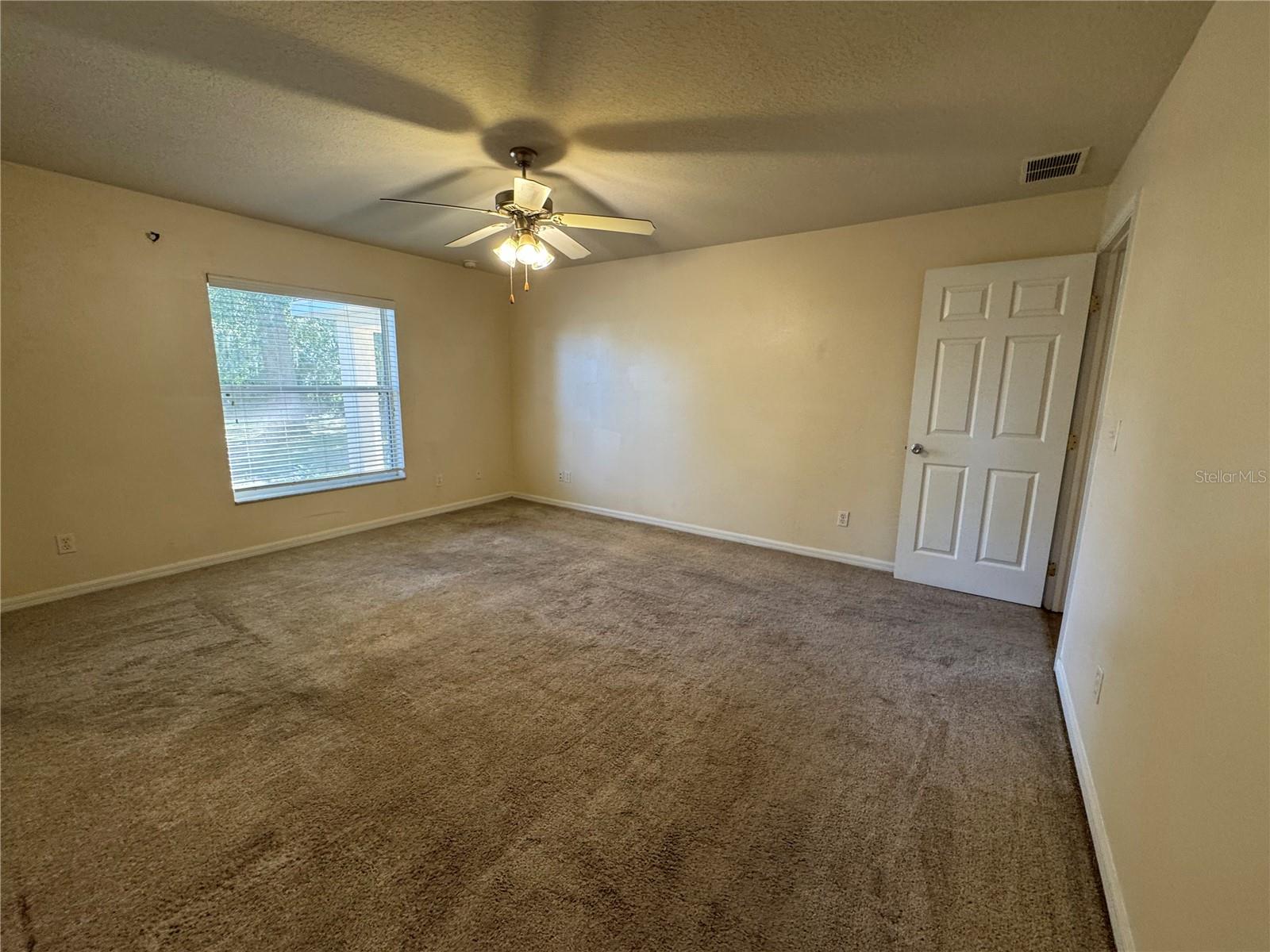 MARION OAKS UN 7 - Residential Lease