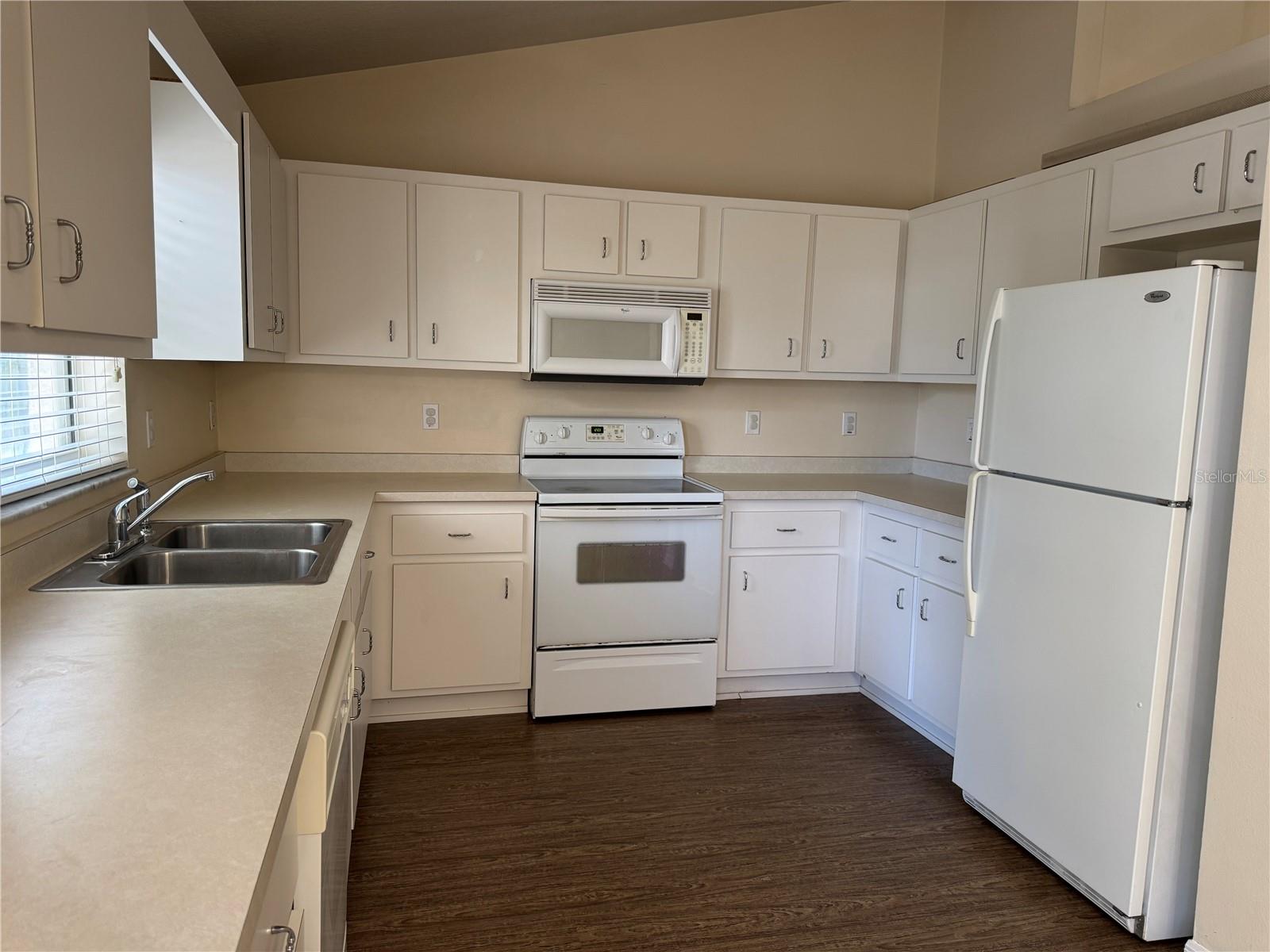 MARION OAKS UN 7 - Residential Lease