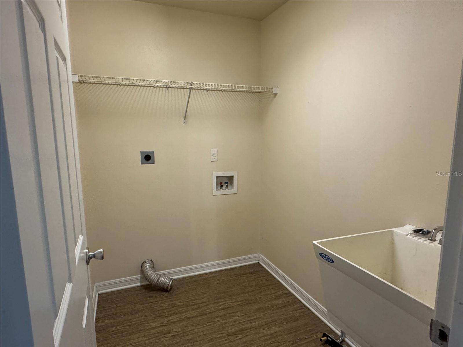 MARION OAKS UN 7 - Residential Lease