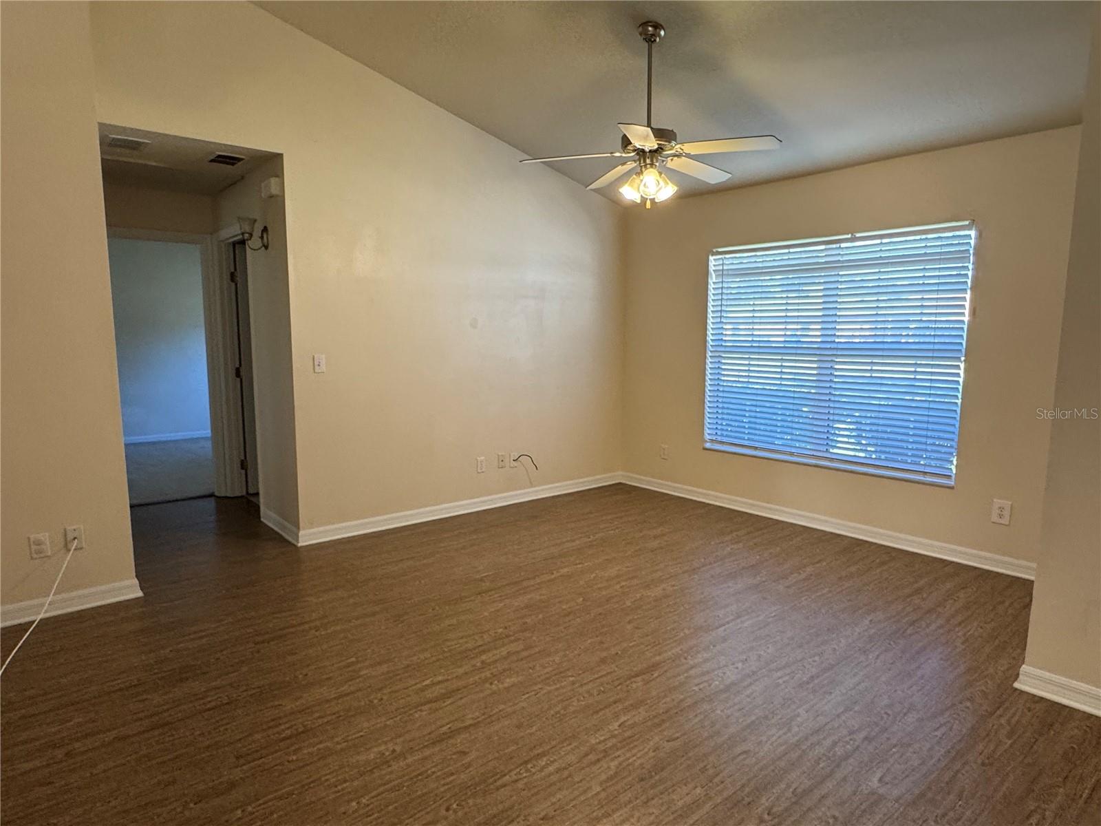 MARION OAKS UN 7 - Residential Lease