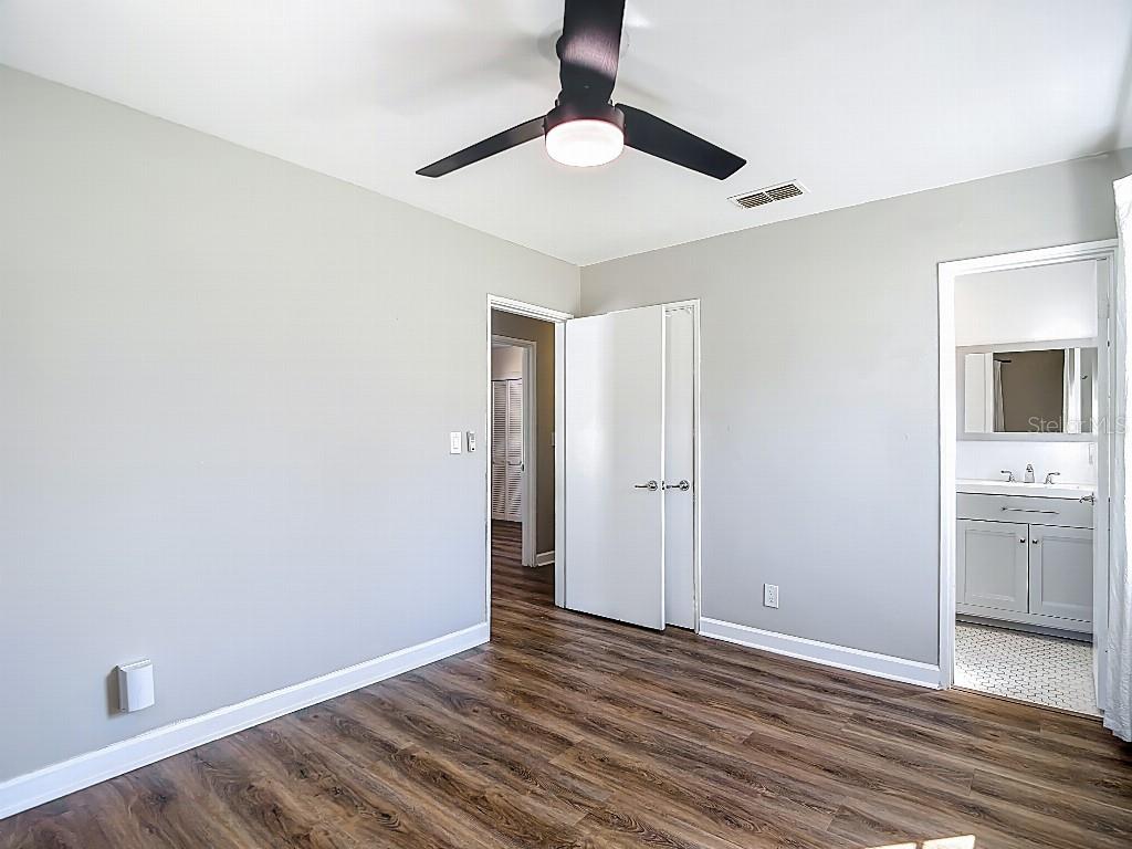 GANDY MANOR - Residential