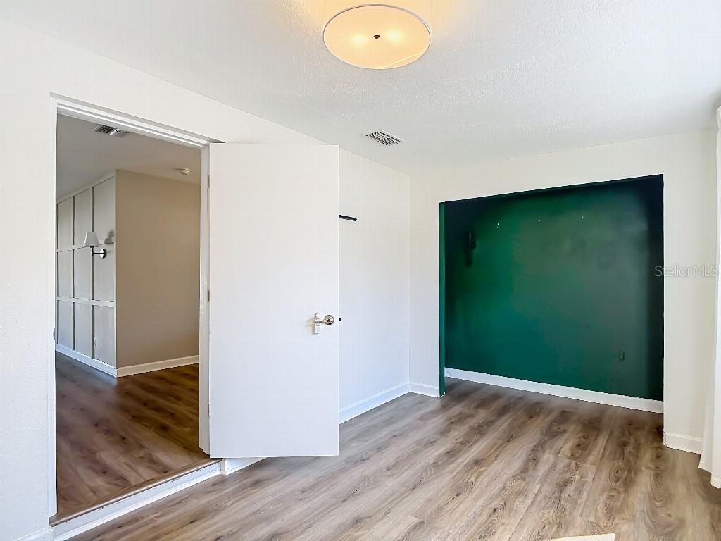 GANDY MANOR - Residential