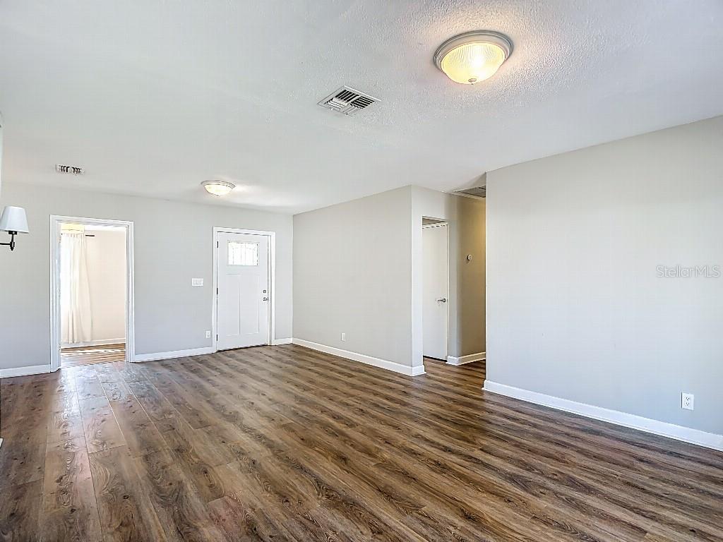 GANDY MANOR - Residential