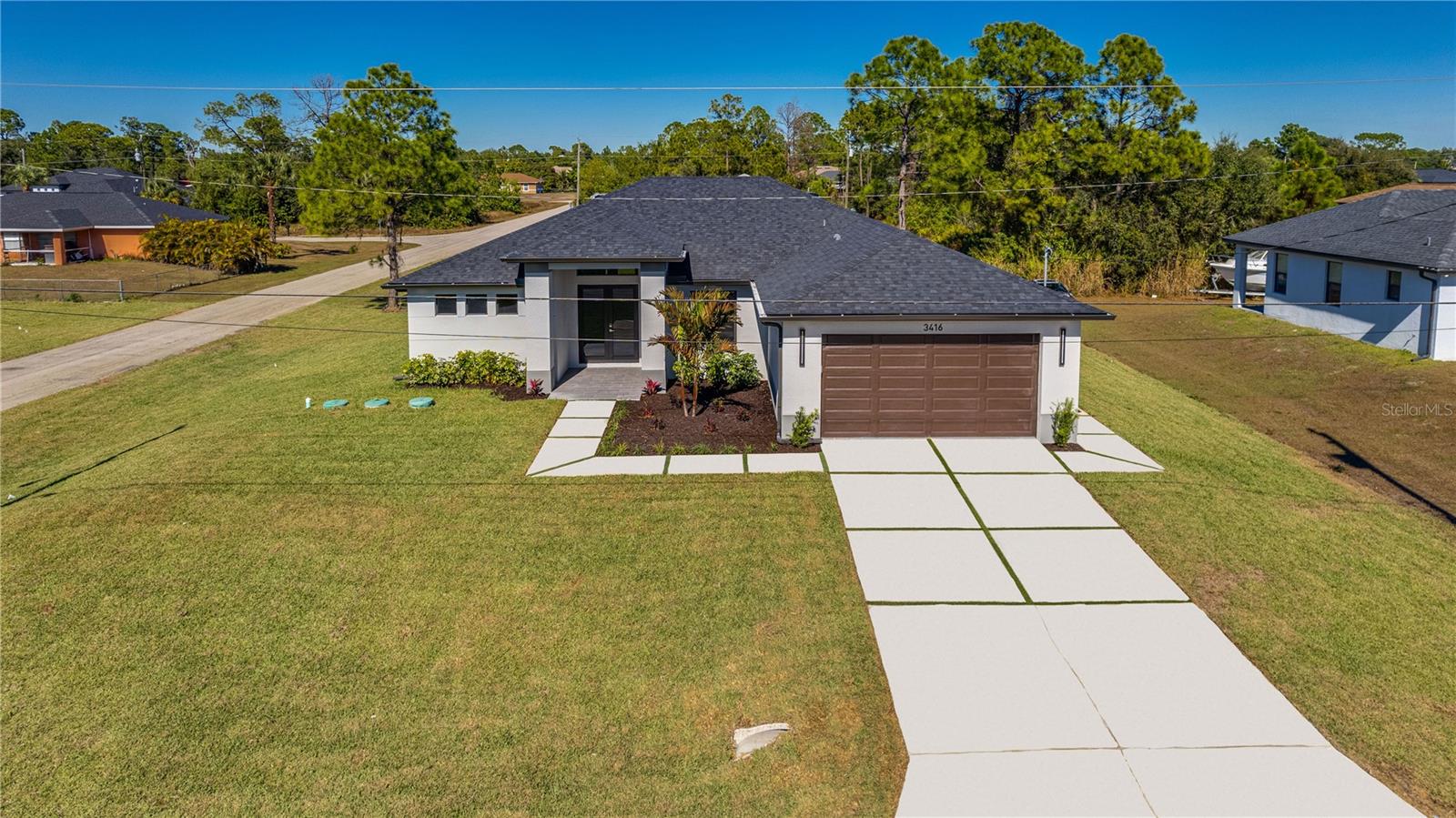 LEHIGH ACRES - Residential