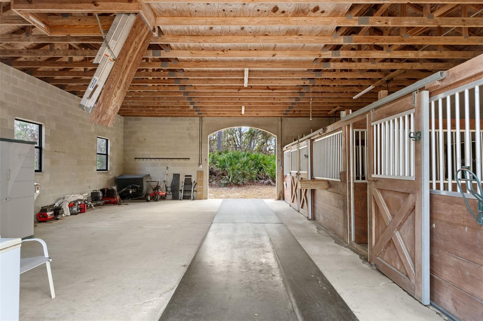 PINE RIDGE UNIT 02 - Residential