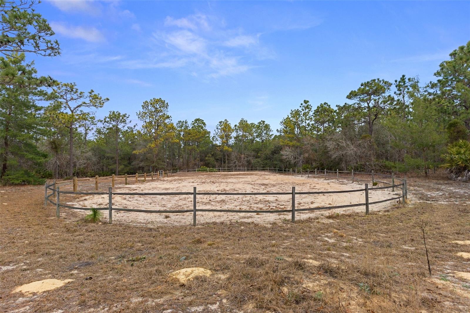 PINE RIDGE UNIT 02 - Residential