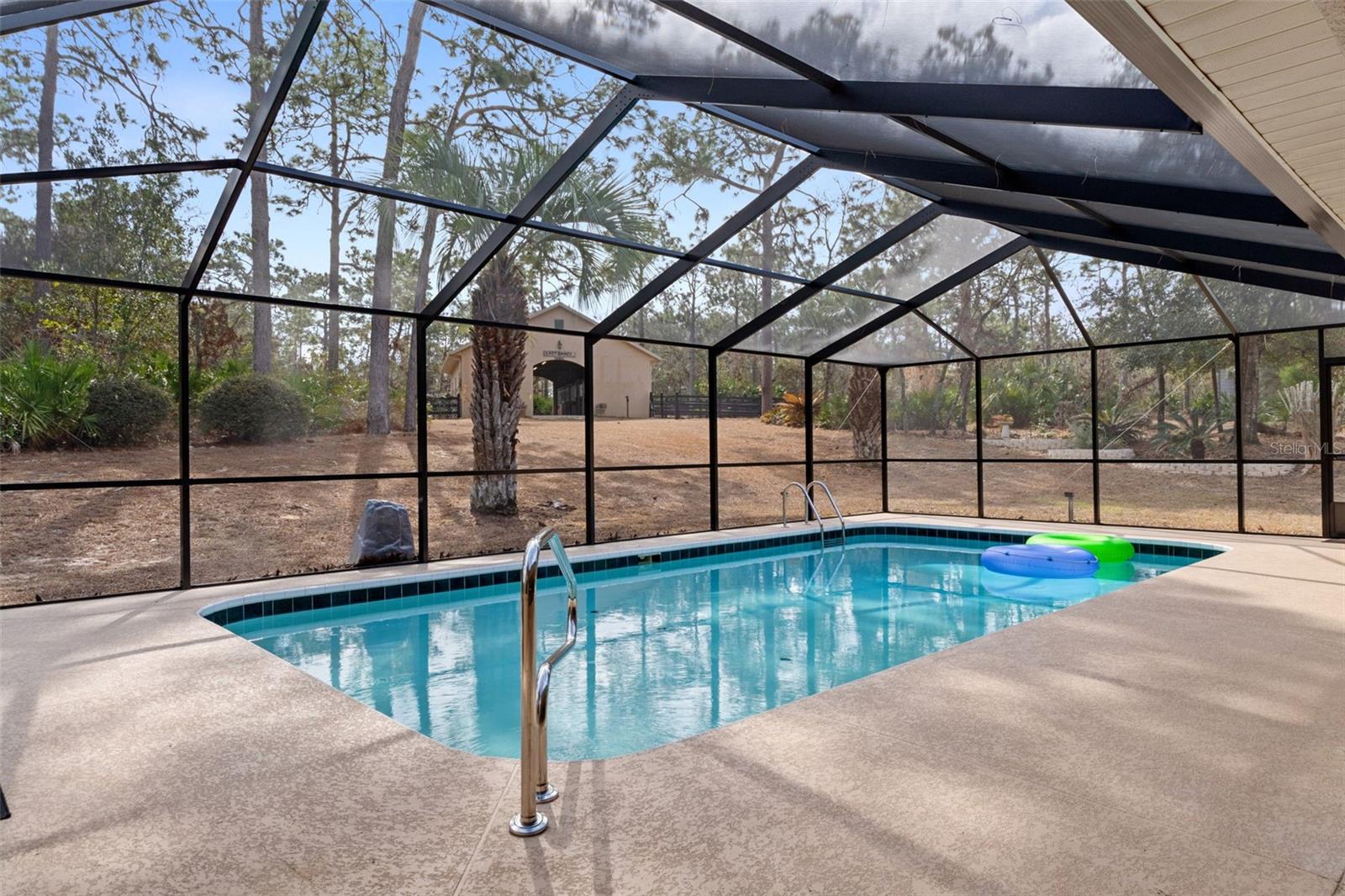 PINE RIDGE UNIT 02 - Residential