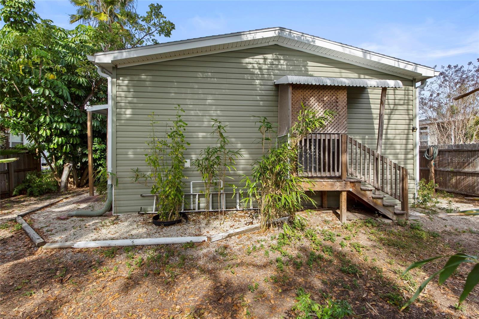 VENICE BY-WAY - Residential