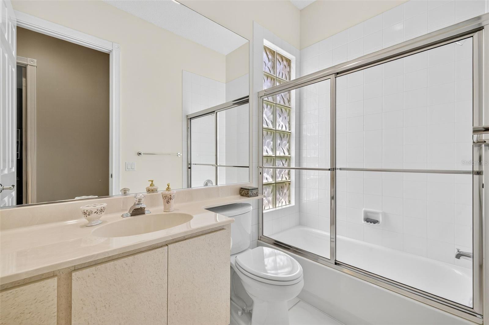 VILLAGE WALK PH 2 - Residential