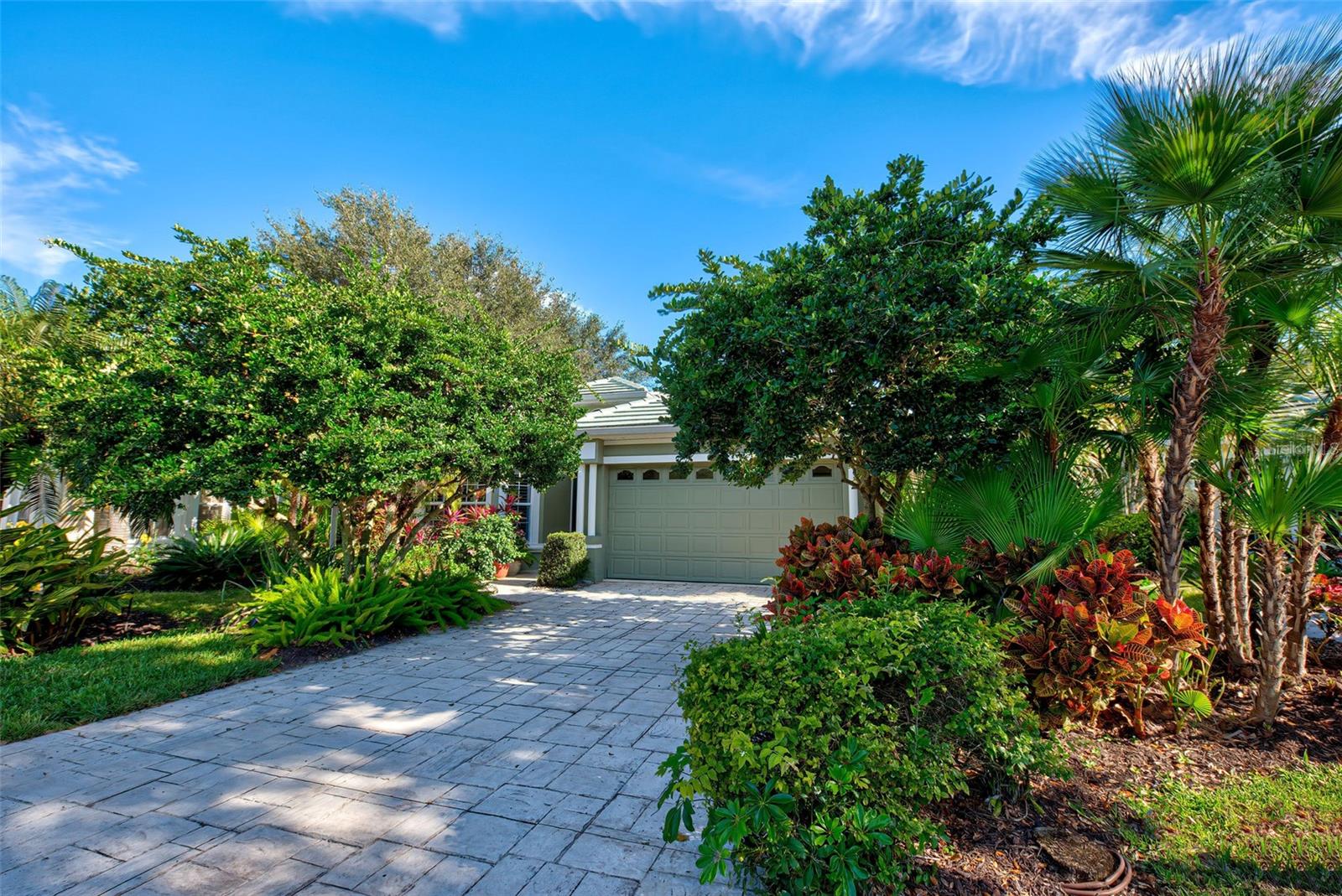 VENICE GOLF & COUNTRY CLUB - Residential Lease