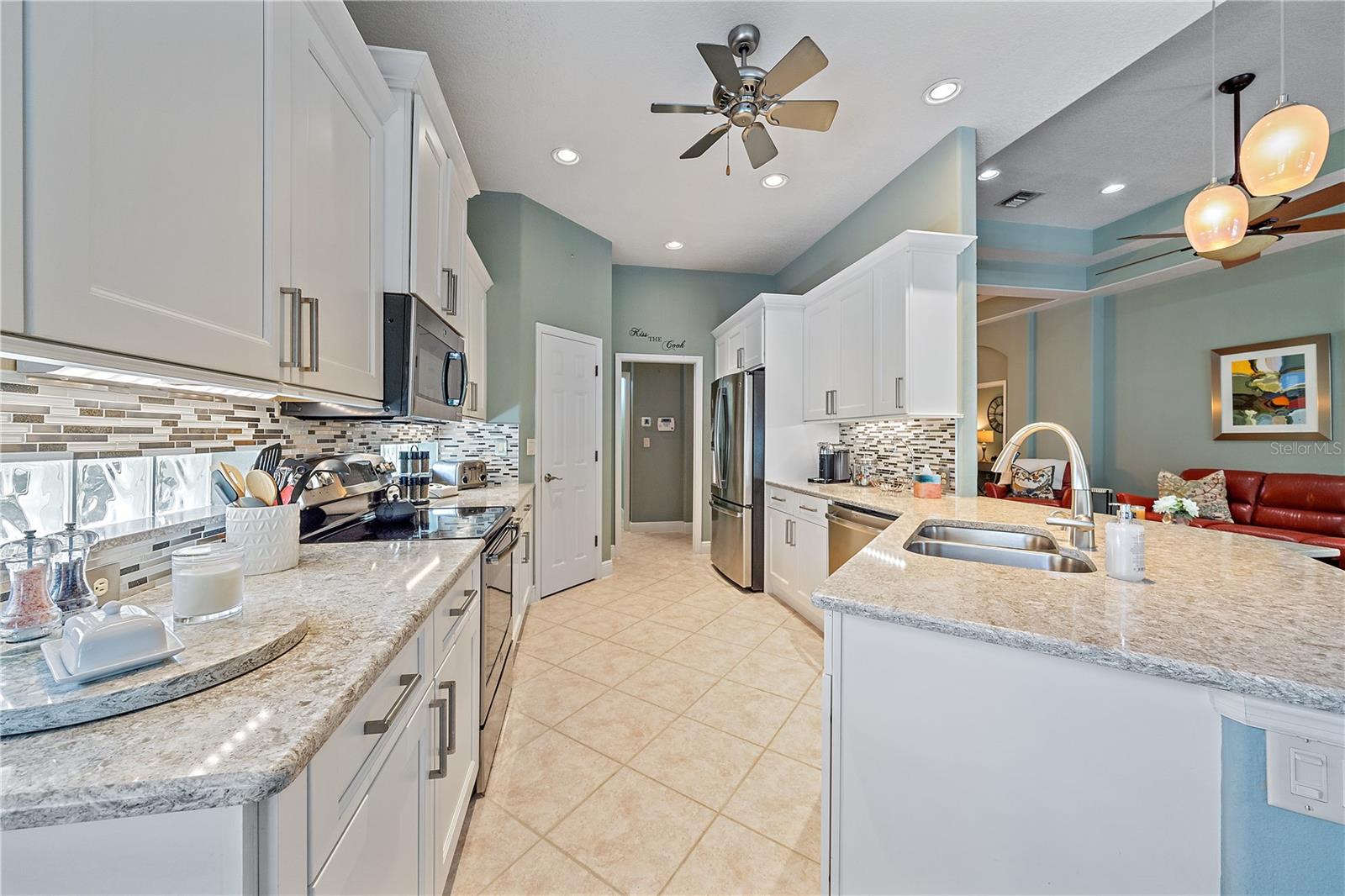VENICE GOLF & COUNTRY CLUB - Residential Lease