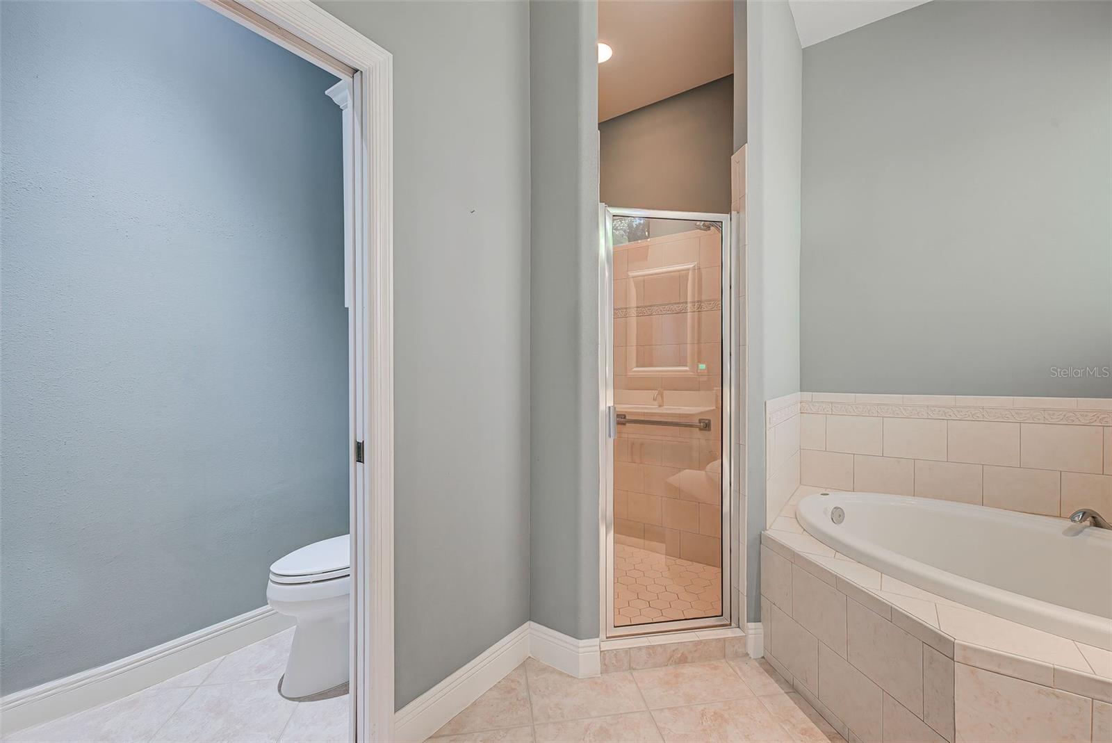 VENICE GOLF & COUNTRY CLUB - Residential Lease