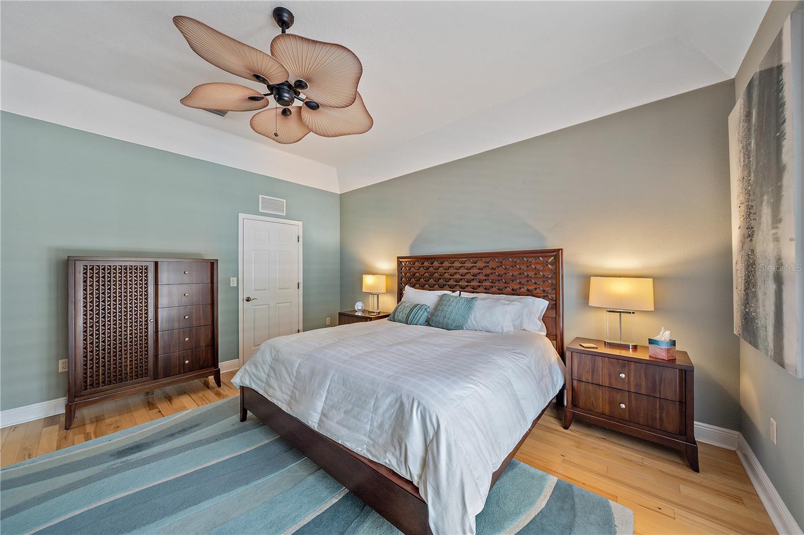 VENICE GOLF & COUNTRY CLUB - Residential Lease