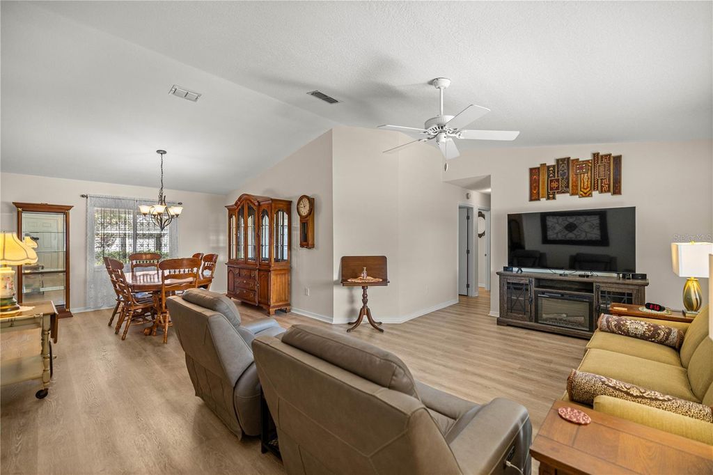 Photo of 17970 SE 102nd Court, Summerfield, FL 34491 (MLS # G5098895)