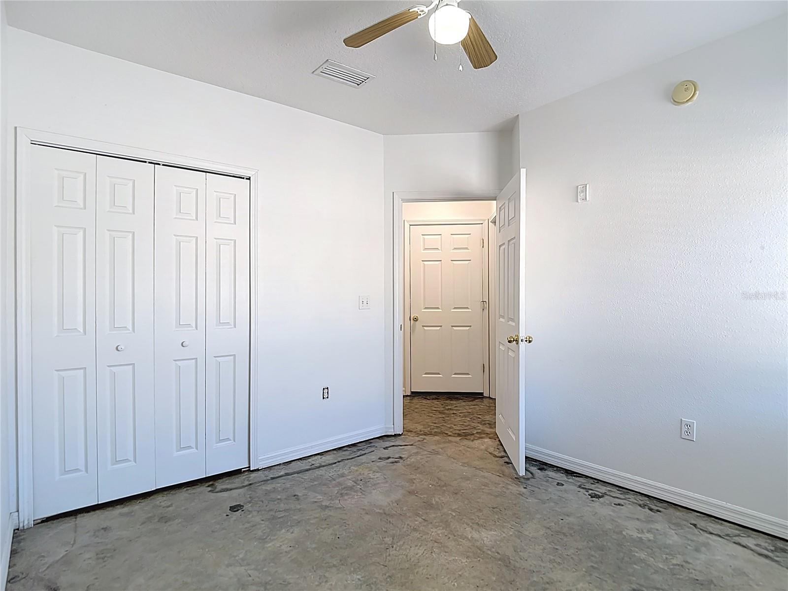 VILLAGES OF BLOOMINGDALE CONDO - Residential