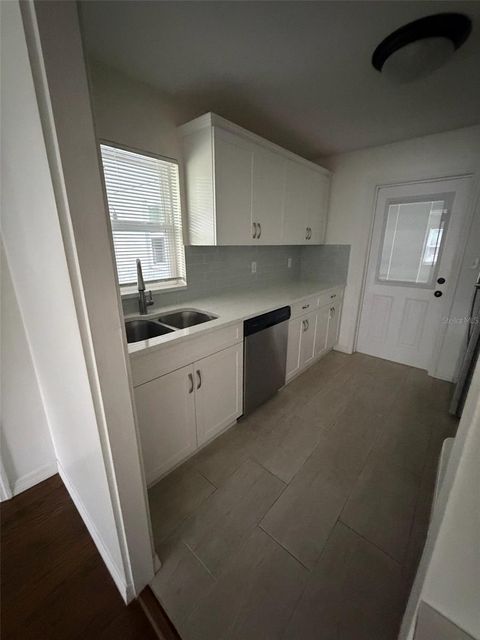 Tiny photo for 1220 SE 3rd Street, Ocala, FL 34471 (MLS # OM725133)