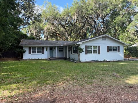Tiny photo for 1220 SE 3rd Street, Ocala, FL 34471 (MLS # OM725133)