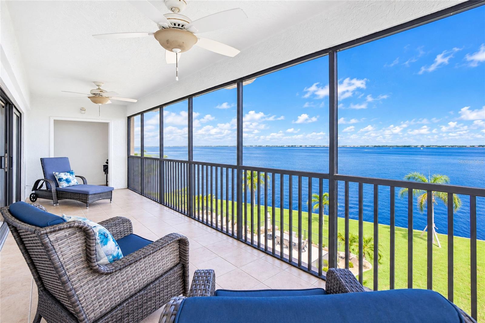 1601 PARK BEACH CIRCLE 18