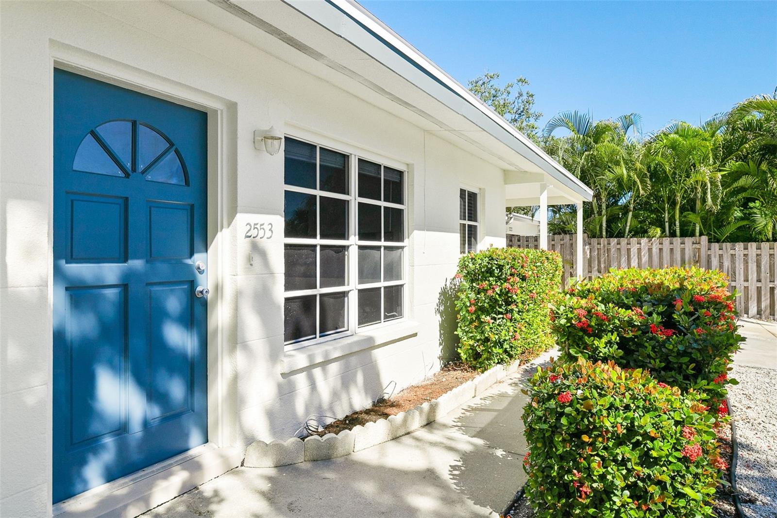 SOUTH GATE - Residential