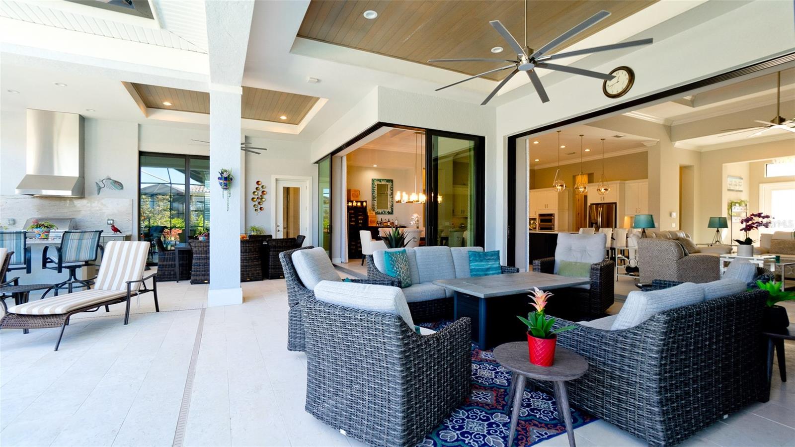 COUNTRY CLUB EAST AT LAKEWD RNCH YY1-4 - Residential