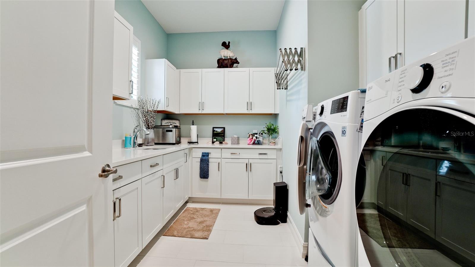 COUNTRY CLUB EAST AT LAKEWD RNCH YY1-4 - Residential