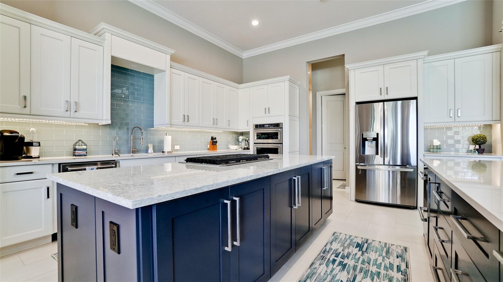 COUNTRY CLUB EAST AT LAKEWD RNCH YY1-4 - Residential