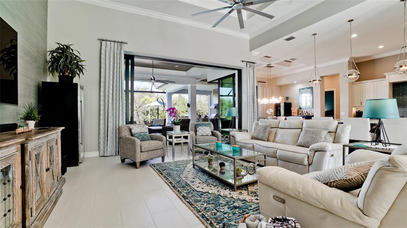 COUNTRY CLUB EAST AT LAKEWD RNCH YY1-4 - Residential