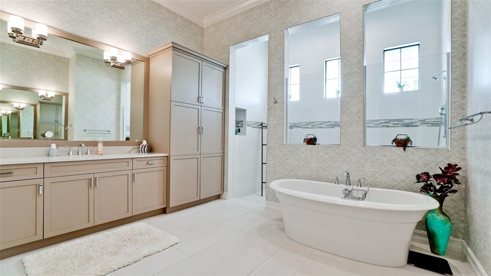 COUNTRY CLUB EAST AT LAKEWD RNCH YY1-4 - Residential