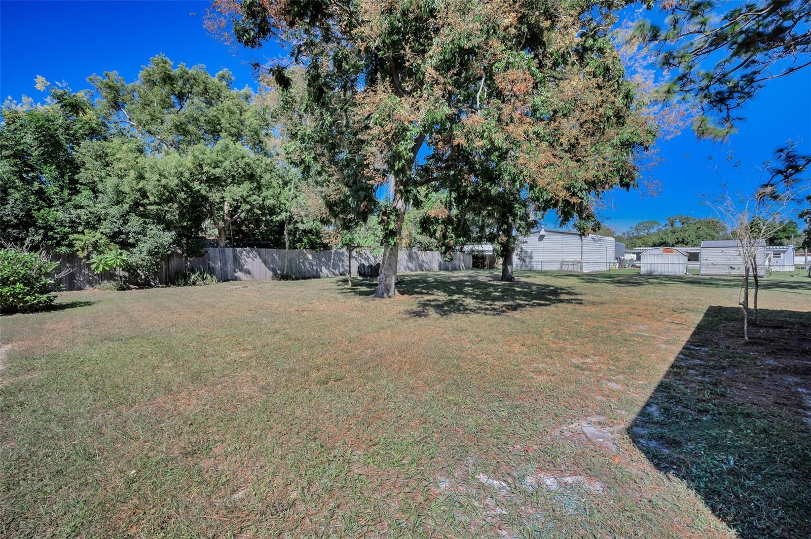 PARKWOOD ACRES - Residential