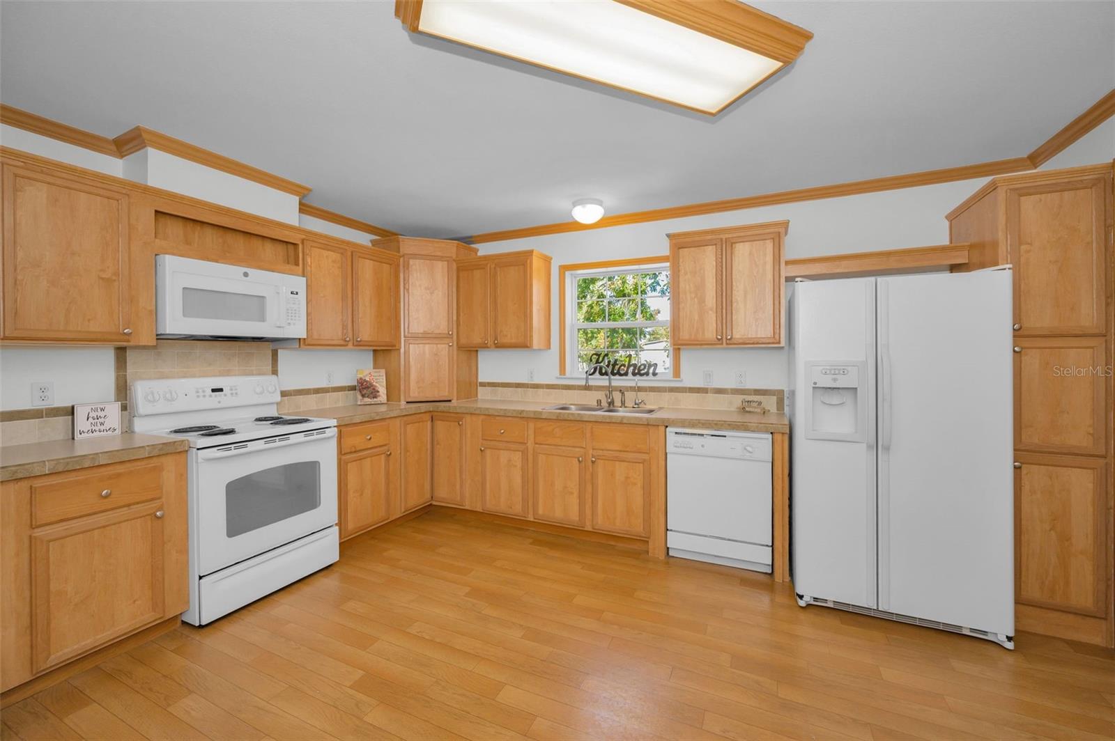 PARKWOOD ACRES - Residential