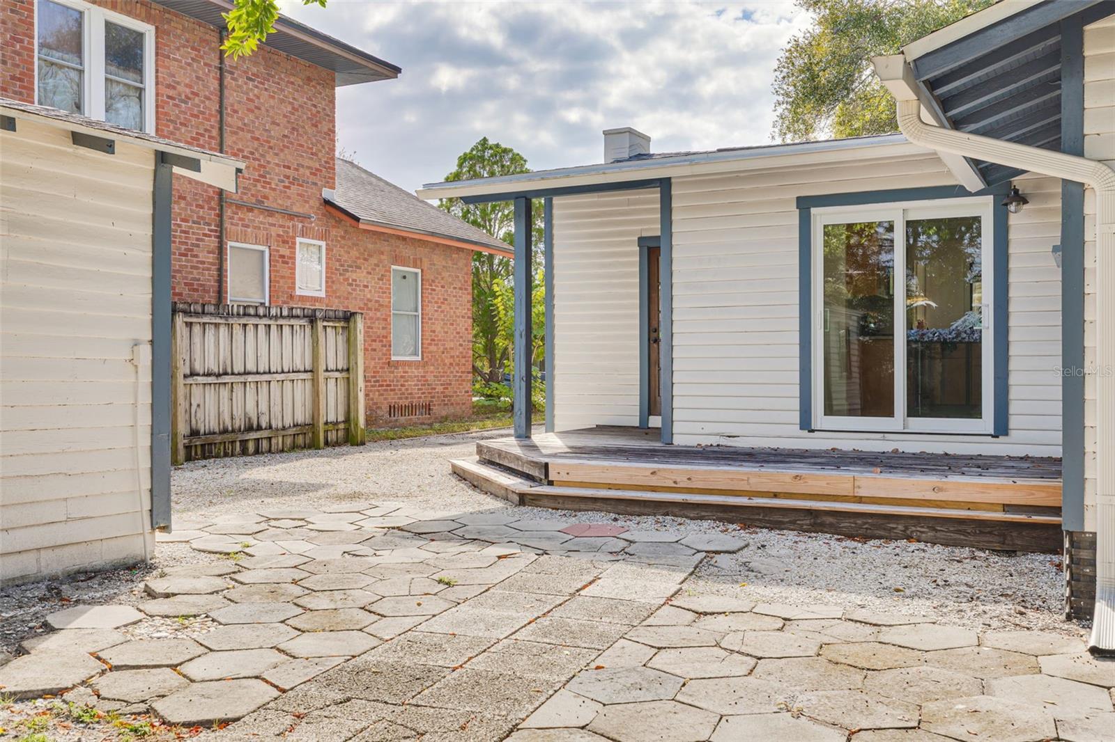 BELVIDERE - Residential