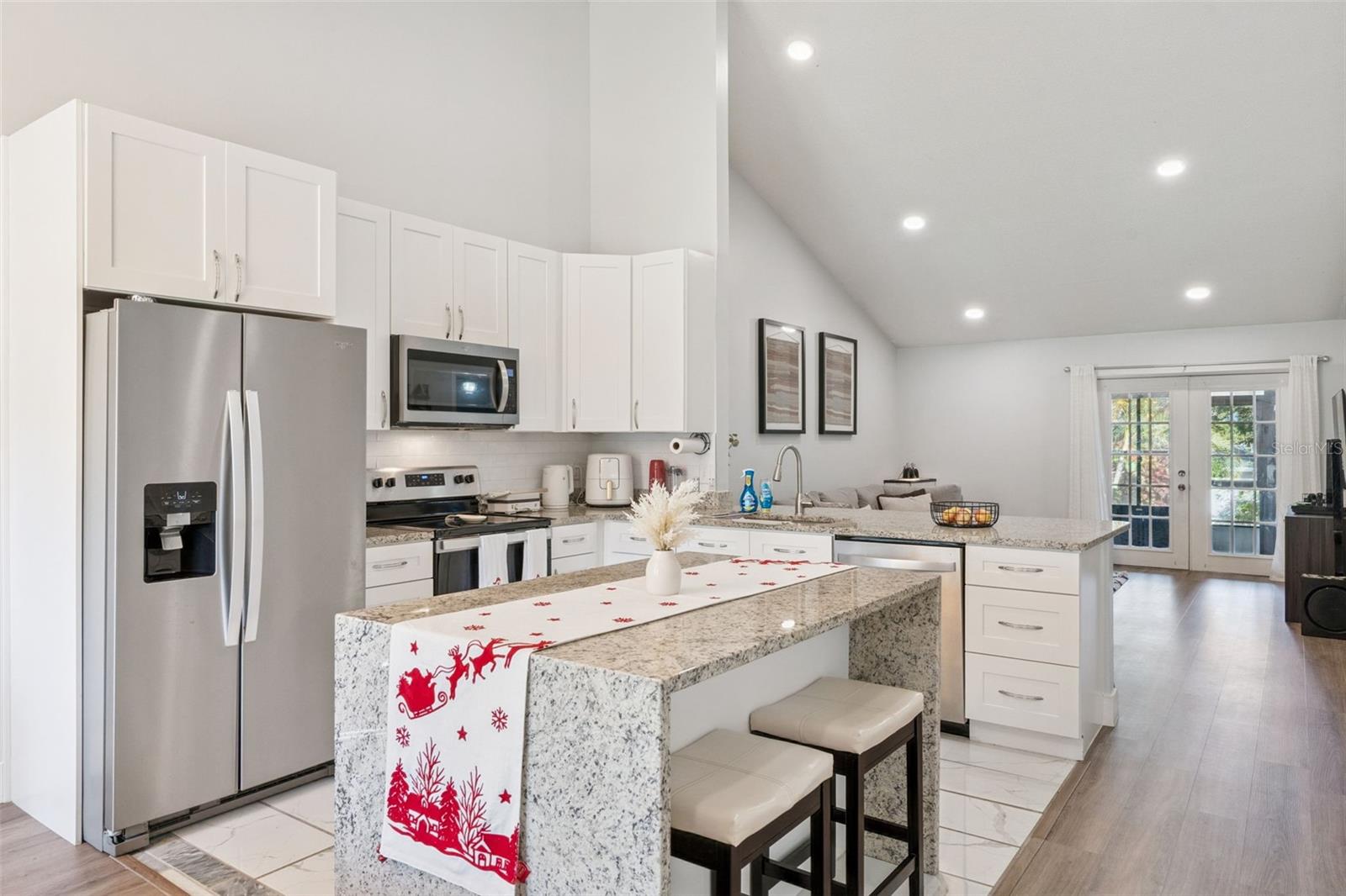 9407 LAKE LOTTA CIRCLE