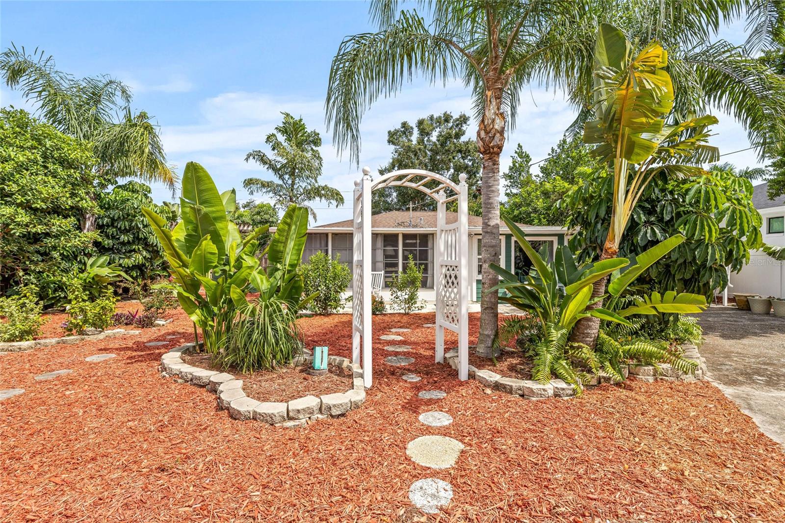 BOARDMAN & GOETZ OF DAVISTA - Residential