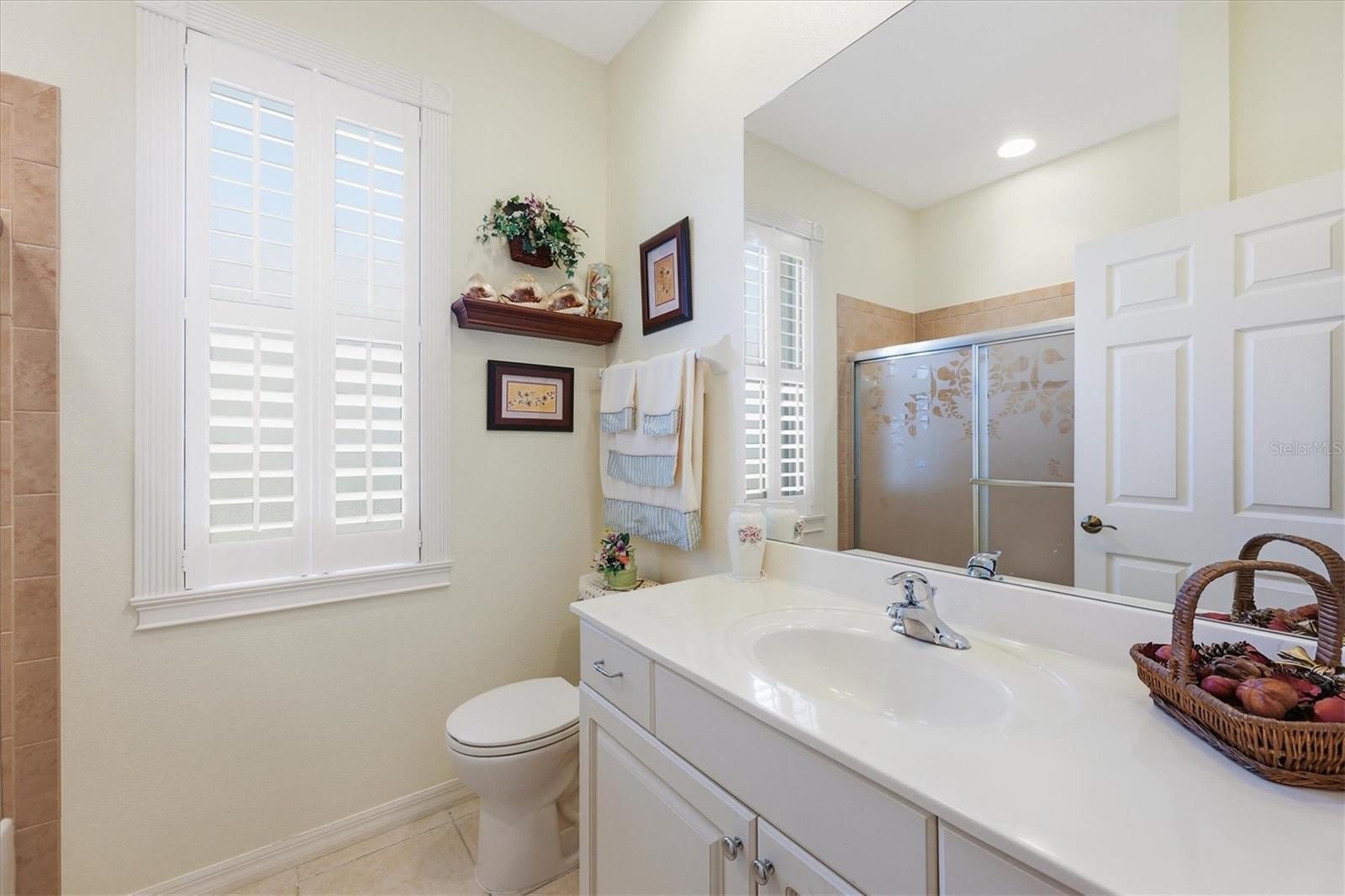 TALON BAY - Residential