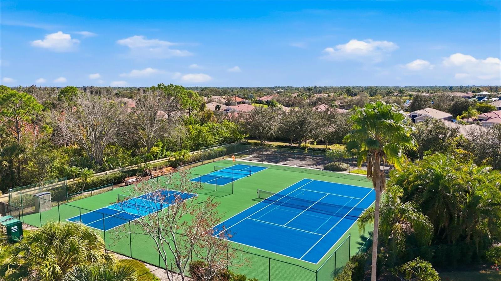 TALON BAY - Residential