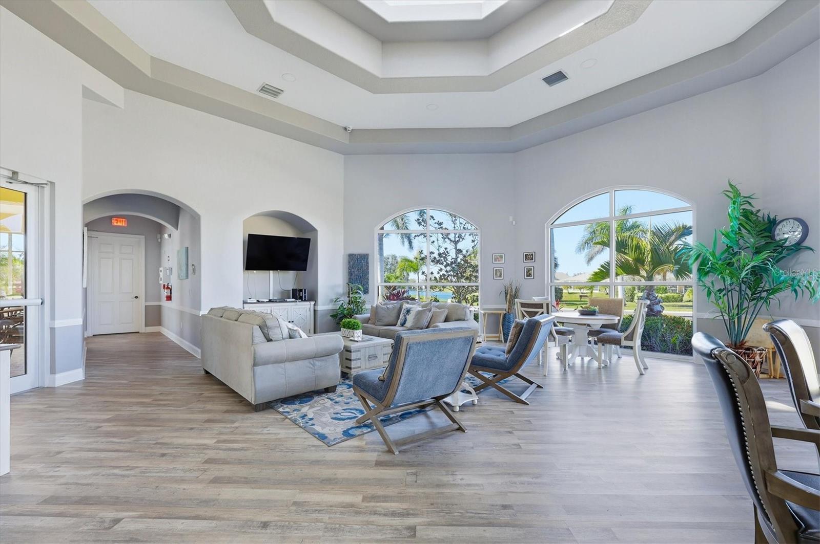 TALON BAY - Residential