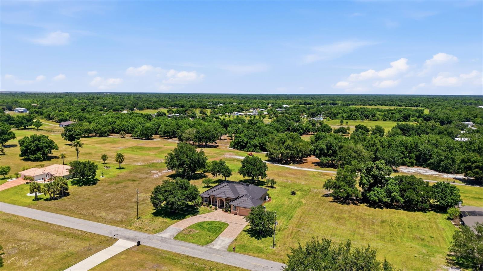 SUNNYBREEZE OAKS SUB - Residential