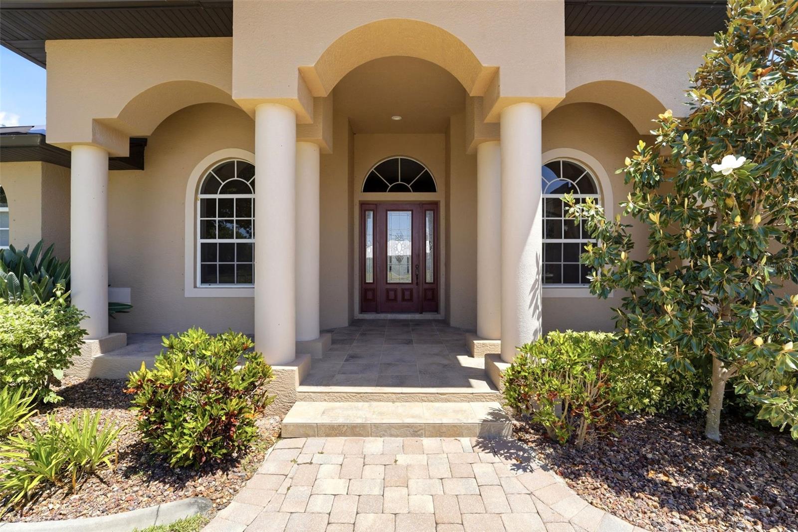 SUNNYBREEZE OAKS SUB - Residential