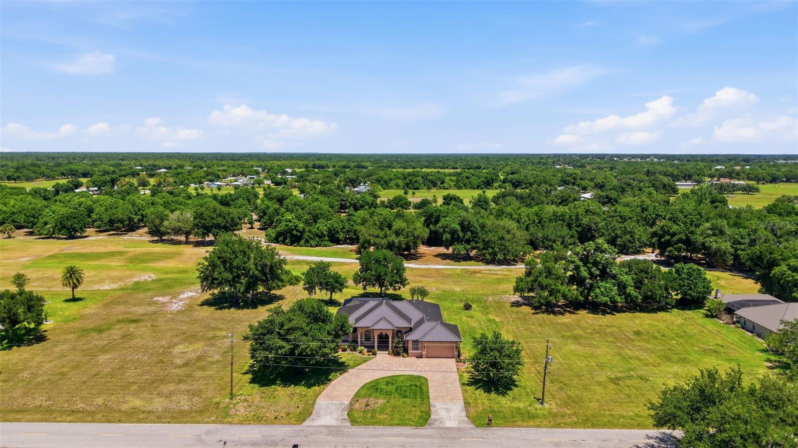 SUNNYBREEZE OAKS SUB - Residential