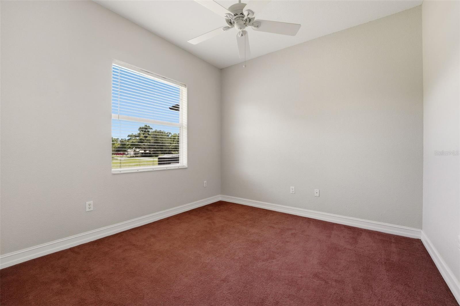 SUNNYBREEZE OAKS SUB - Residential